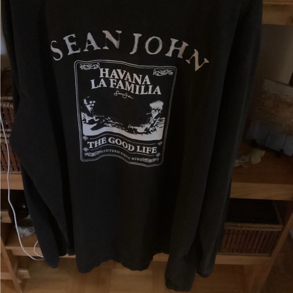 Vintage Sean John Black Havana Graphic Long Sleeve Tee